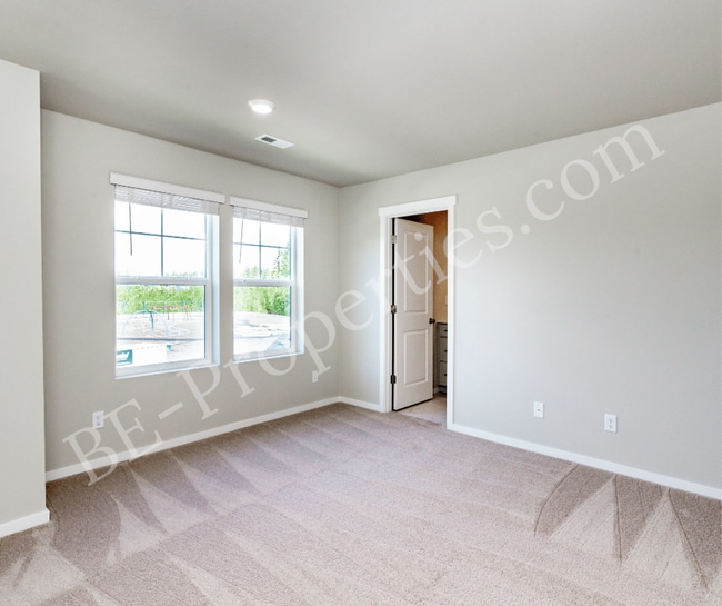 Building Photo - Tehaleh New Construction