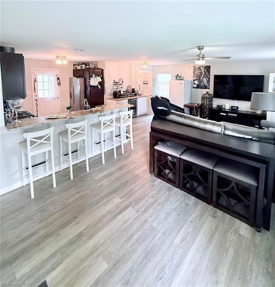 Building Photo - 3925 Galleon Dr