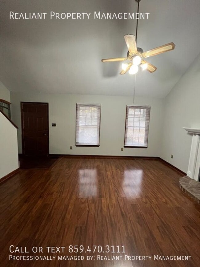 Building Photo - 3809 Dicksonia Dr