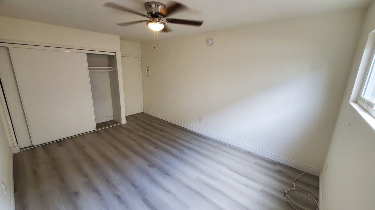 Building Photo - 5333 Hyde St