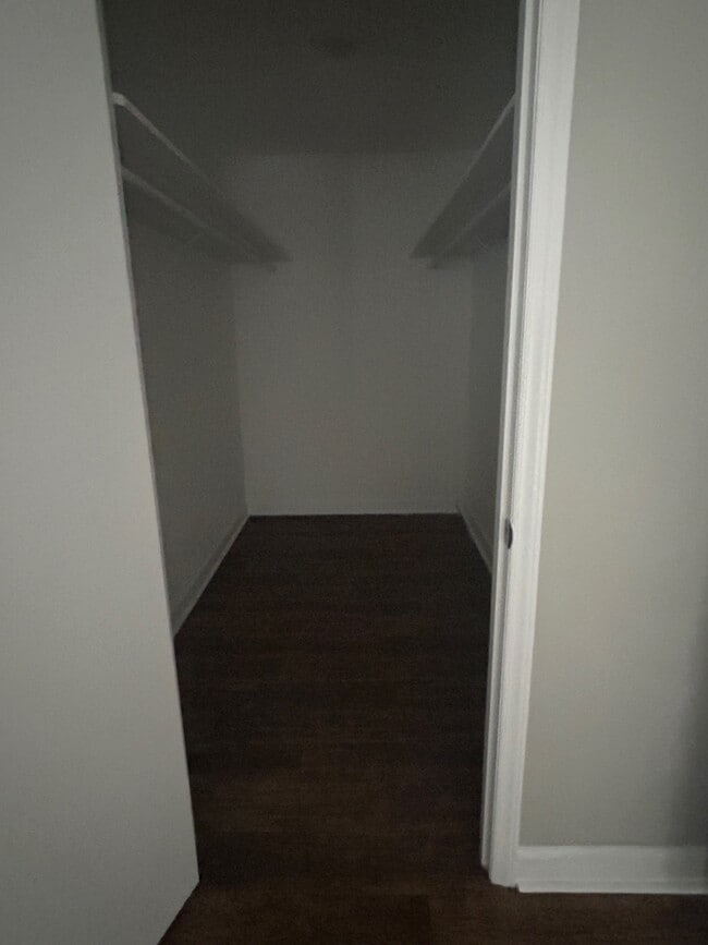 Building Photo - 2100 Woodward Dr