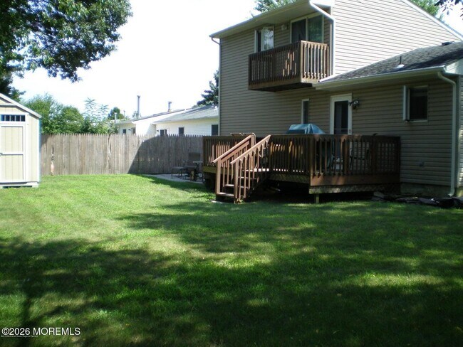 Building Photo - 406 Cedar Dr