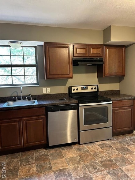 Building Photo - 4041 Mabels Ln