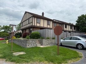 Building Photo - 7468 Graystone Ct