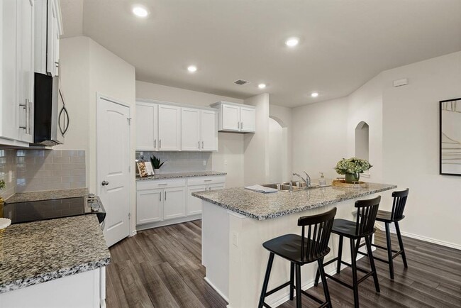 Building Photo - 1944 T H Johnson Dr