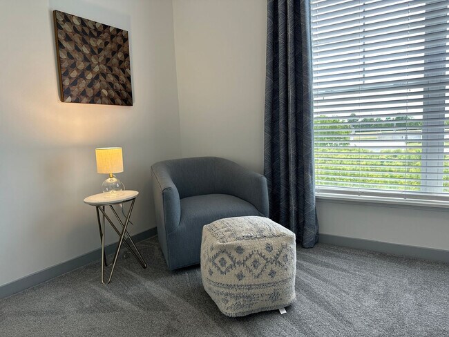 Building Photo - 5102 Aldersgate Dr