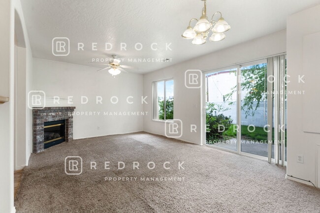 Building Photo - 4838 N Orchid Ln