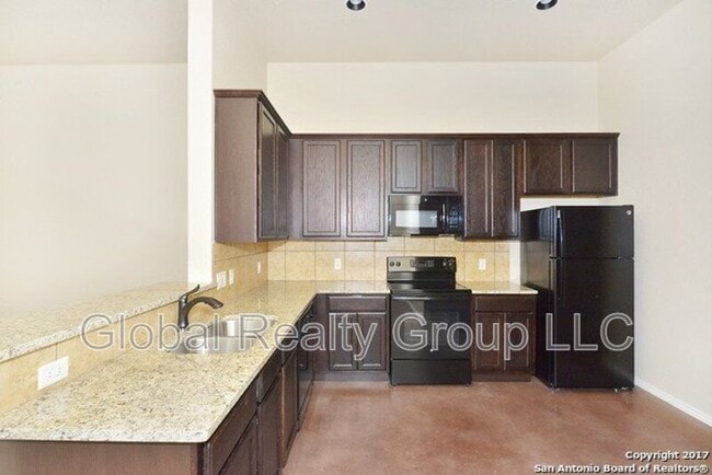 Building Photo - 2557 Pahmeyer Rd