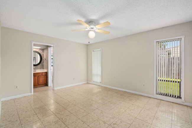 Building Photo - *APPLICATION PENDING. DO NOT APPLY!* *Rece...
