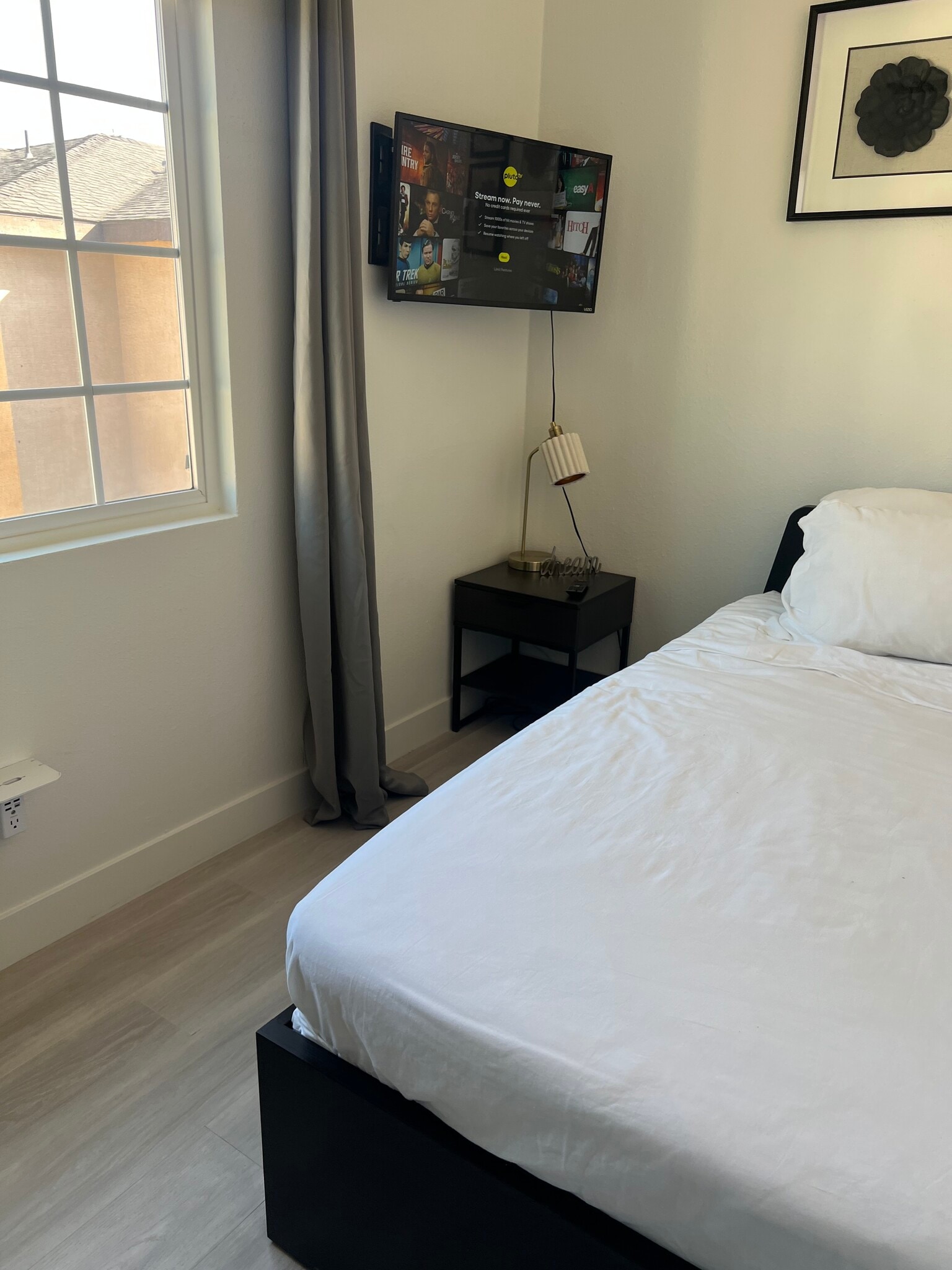 Small Bedroom - 527 W Colden Ave