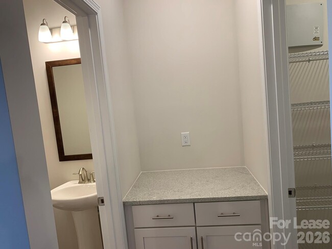 Building Photo - 12031 Remarque Rd