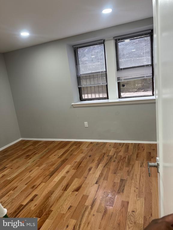 Building Photo - 7057 Cresheim Rd