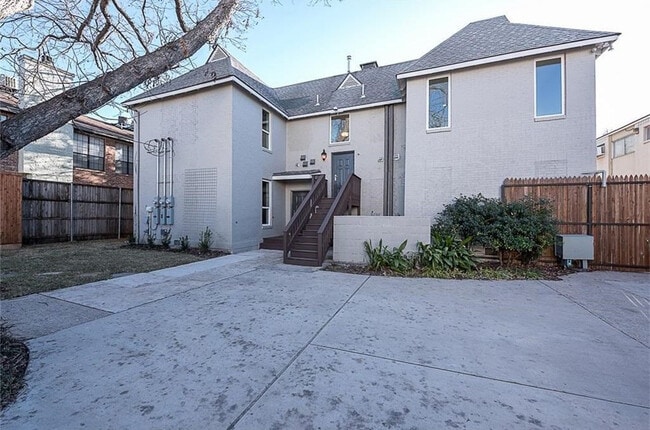 Building Photo - 3912 Rawlins St