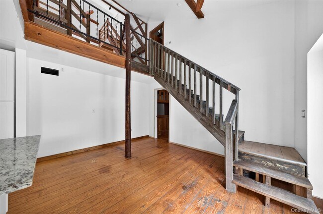 Building Photo - 79 Quaker Hill Rd