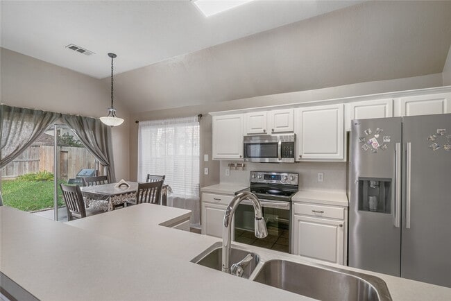 Building Photo - 31203 Baker Lake Dr