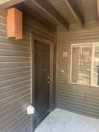 Building Photo - AVAILABLE NOW! 2-Bedroom Condo In The Arbo...