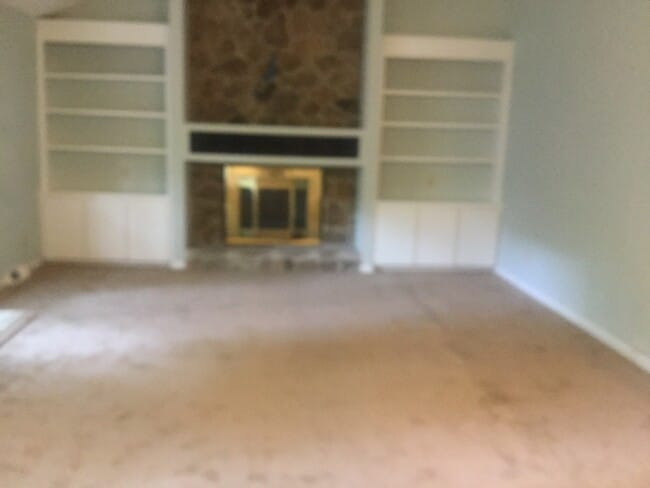 Building Photo - Great Home in Archdale community