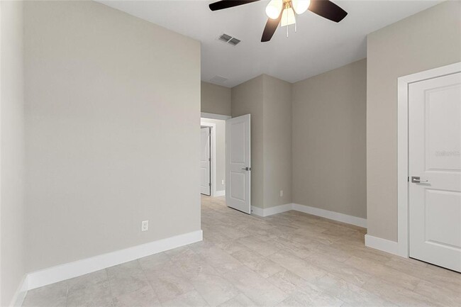 Building Photo - 3093 Spice Ln