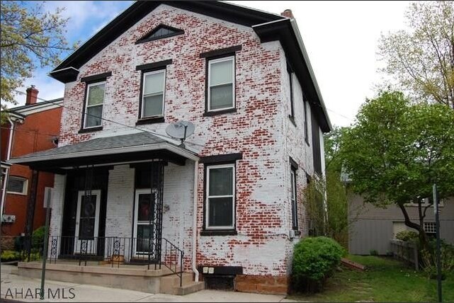 Building Photo - 418 Wayne Street