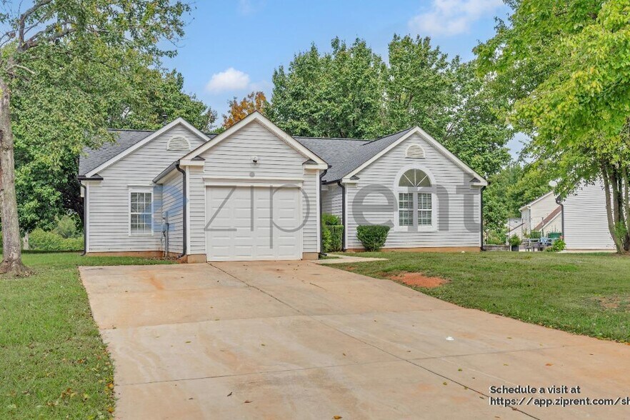 Building Photo - 4711 Avalon Forest Ln