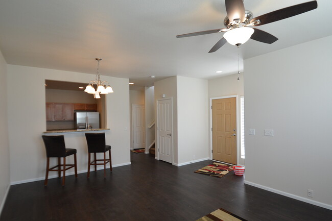 Building Photo - Beautiful townhome near Ft. Carson availab...