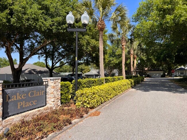 Building Photo - PRICE REDUCED FOR A QUICK MOVE IN!!  Beaut...