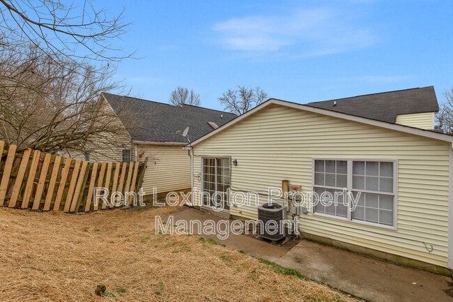 Building Photo - 2720 Chelsea Woods Ct