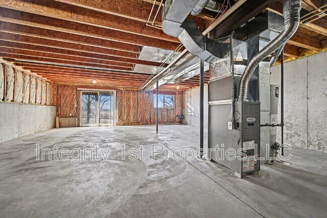 Building Photo - 3645 NW 84th Terrace