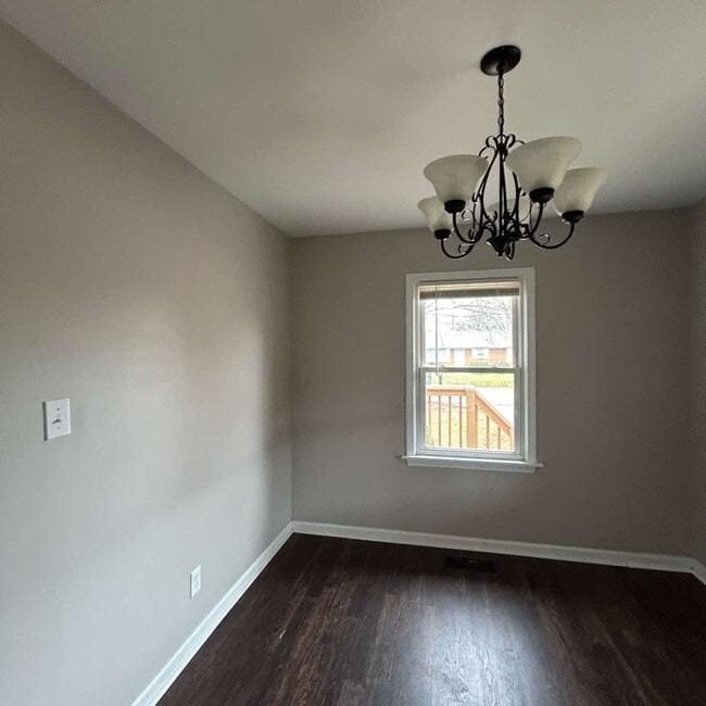 Building Photo - 3430 Leland Cir