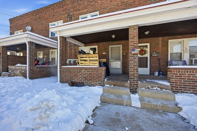 Building Photo - 1729-1729 Nevada St