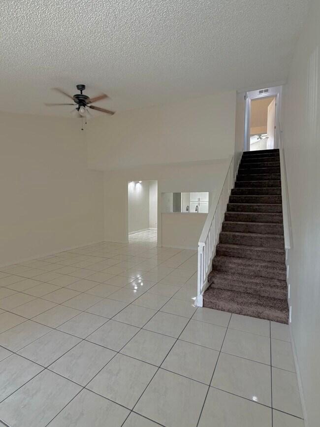 Building Photo - 13790 Bottlebrush Ct