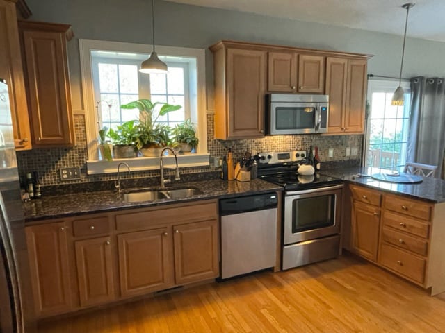 Building Photo - 73 Zain Cir