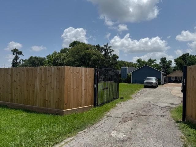 Primary Photo - 13829 Quention Dr