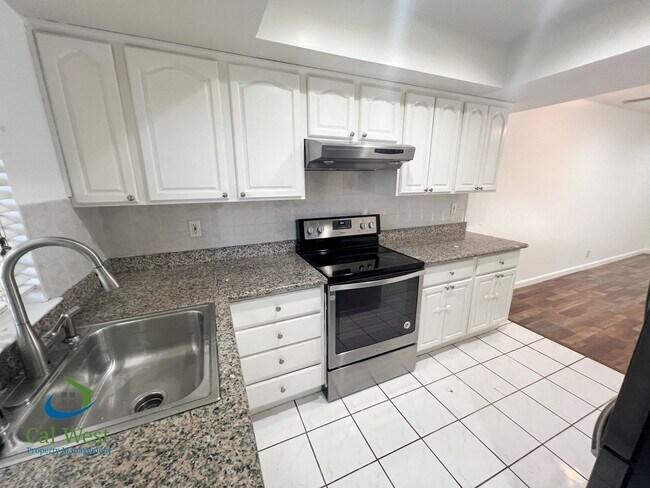 Building Photo - $2995 - Berryessa 2 Br/1.5 Ba Condo in Great Location
