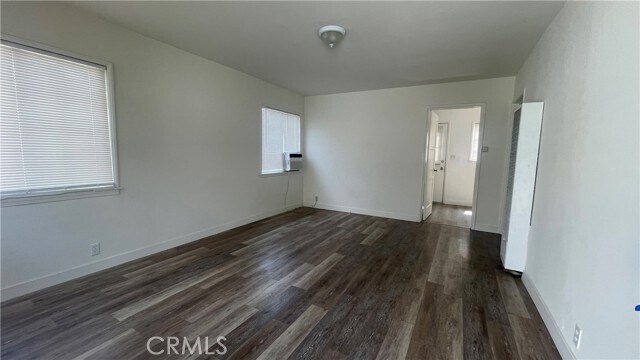 Building Photo - 364 S Sierra Madre Blvd