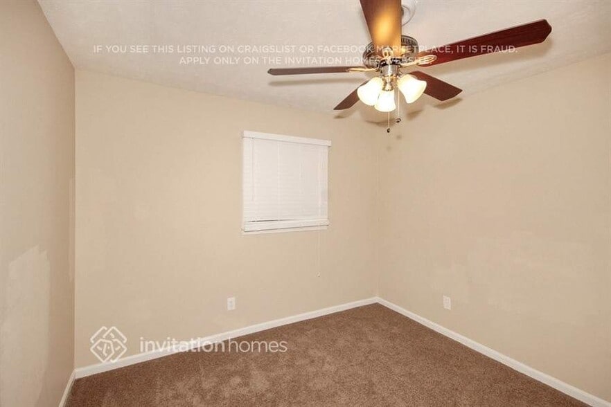 Building Photo - 184 Sheila Ln