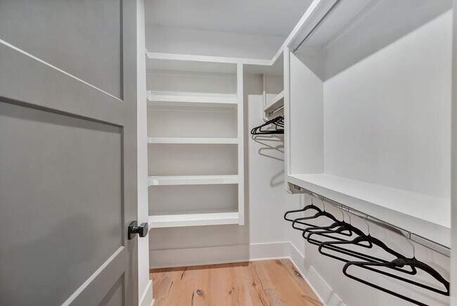 Building Photo - 1701 Portland Ave