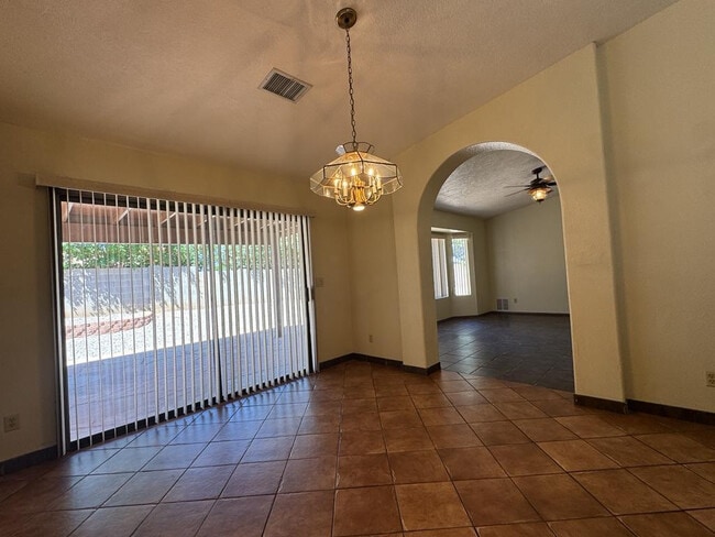 Building Photo - 4877 Los Reyes Dr