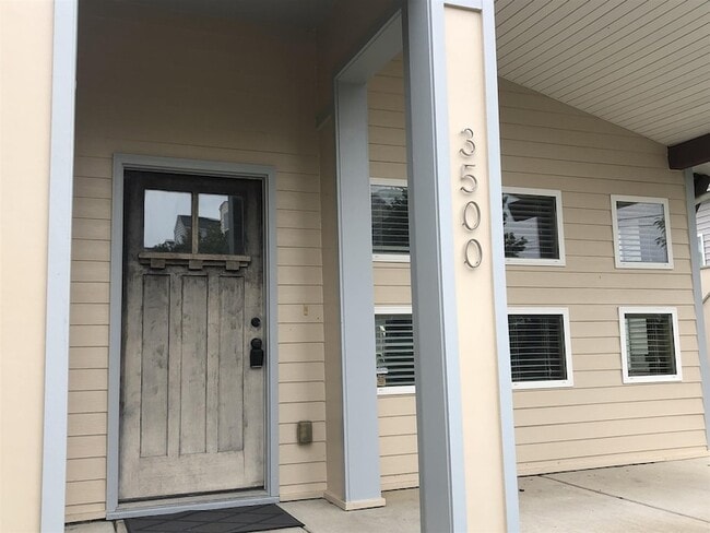 Building Photo - 3500 Steffisburg Dr