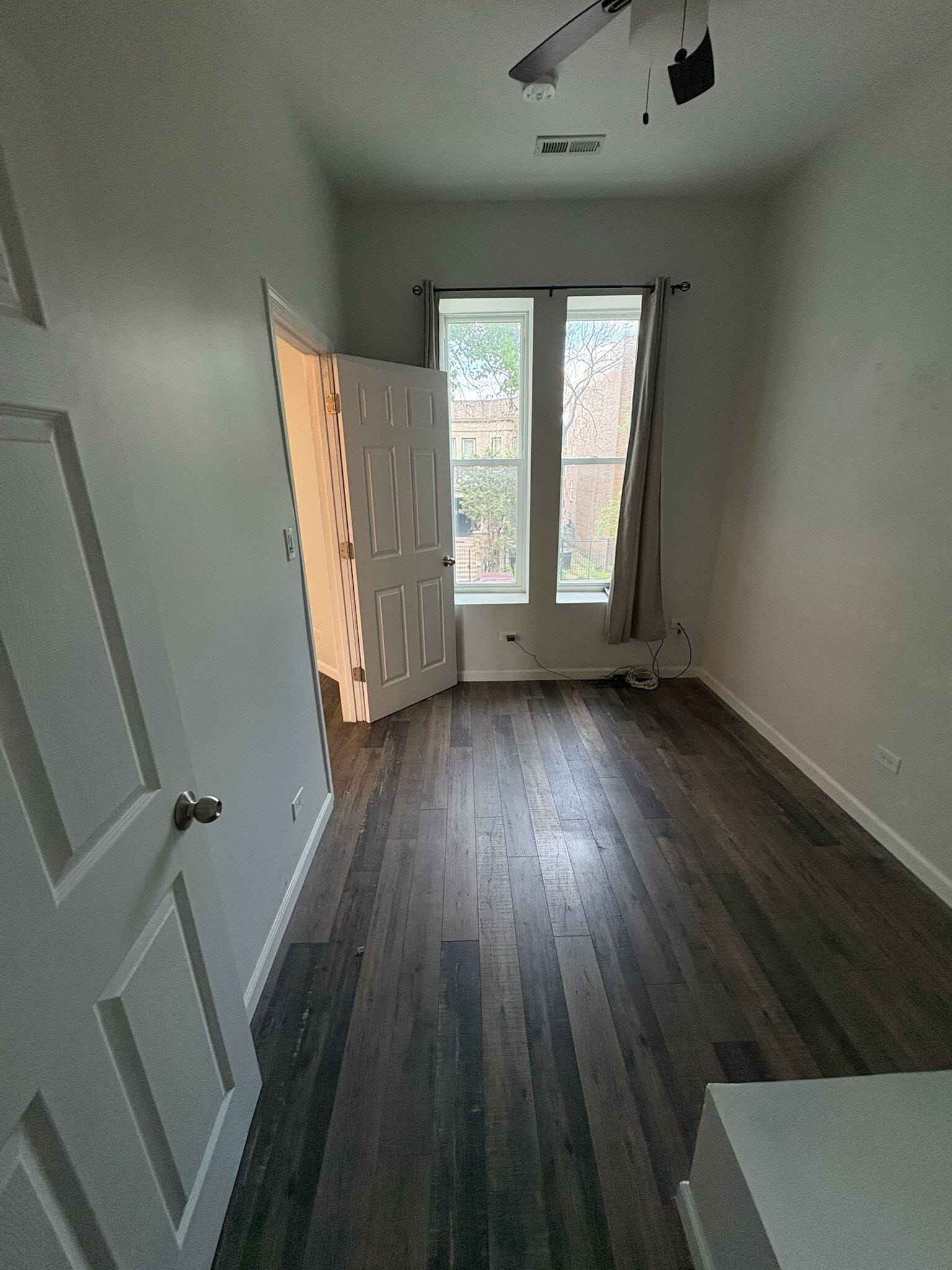 Building Photo - 1316 S Millard Ave