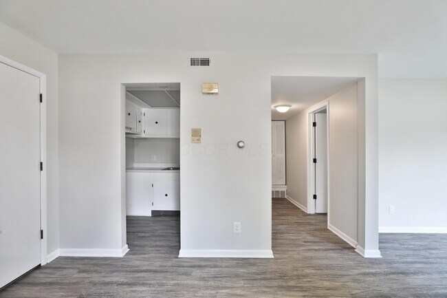 Building Photo - 699 Wetmore Rd