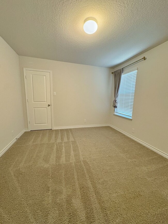 Building Photo - 13522 Whisper Bnd