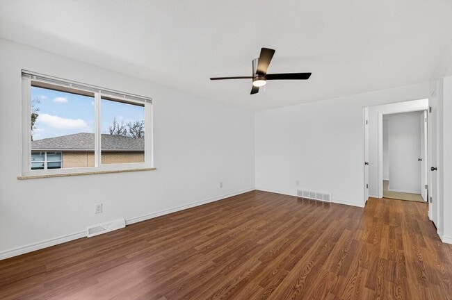 Building Photo - Newly Remodelled 3-Bed, 2-Bath Home Near Sloan’s Lake