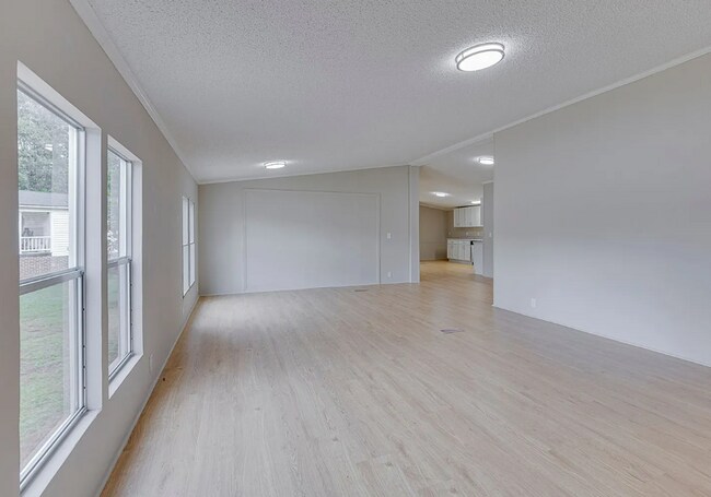 Building Photo - 516 Golden Pine Ct