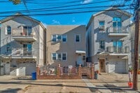 Building Photo - 392 UNION St