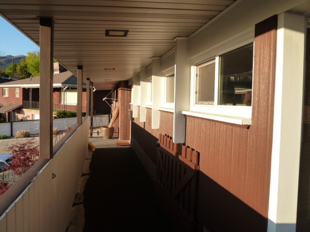 Building Photo - 1779 S Foothill Dr