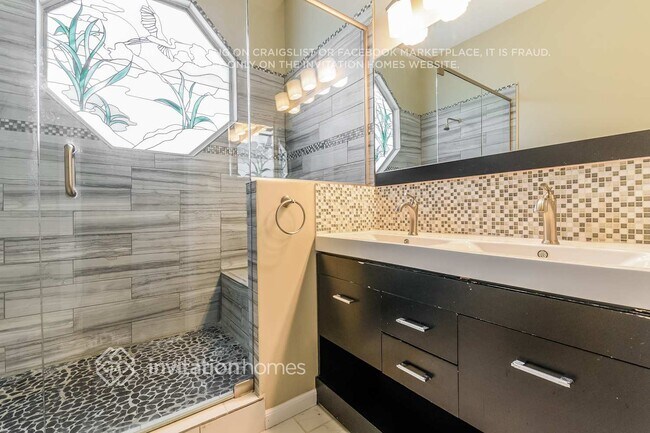 Building Photo - 14303 Mandolin Dr