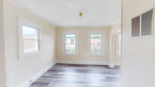 Building Photo - 120 N 15th St