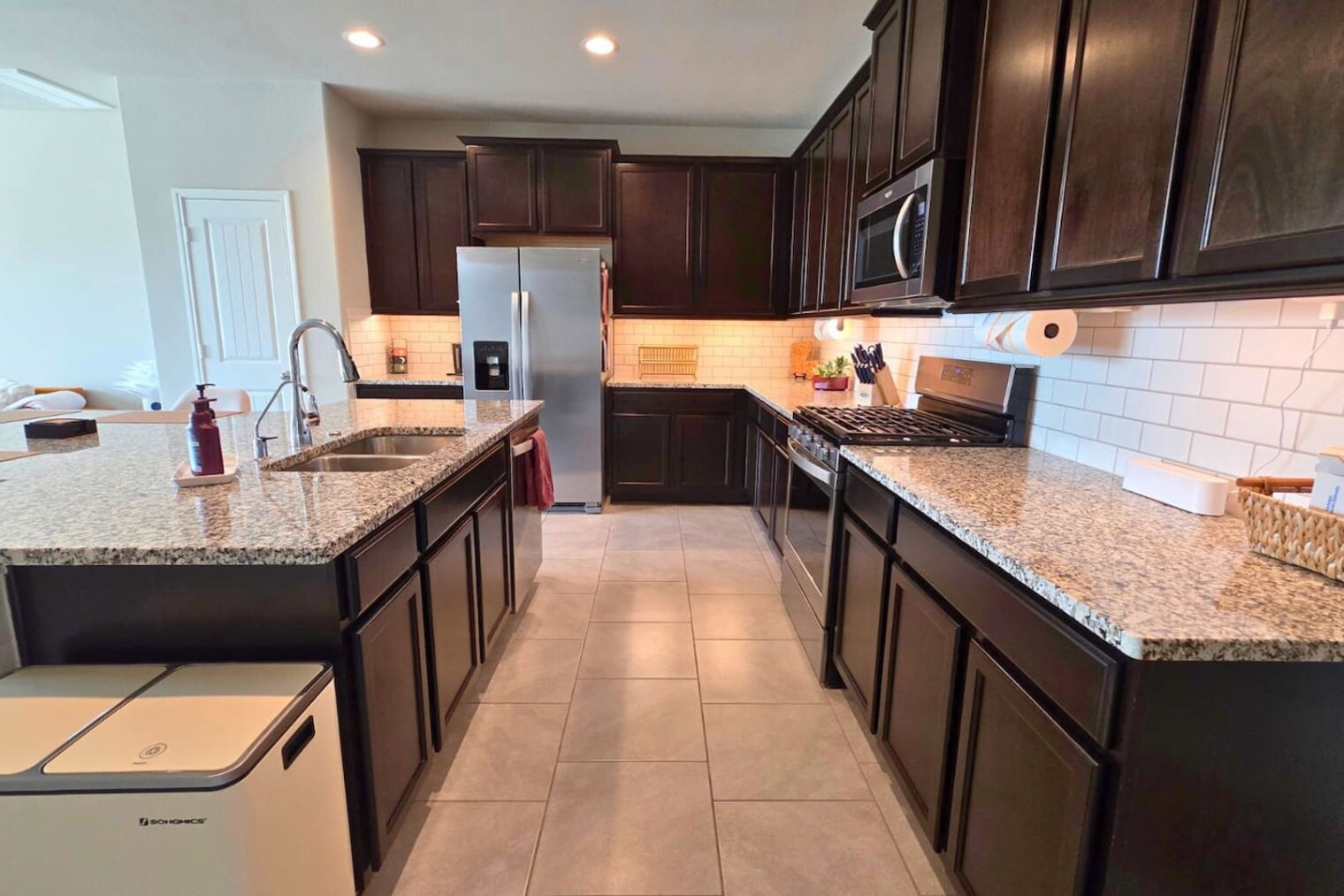 Building Photo - 3803 Lancer Cir