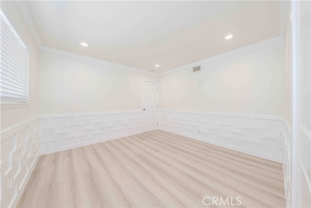 Building Photo - 996 S Hilda St
